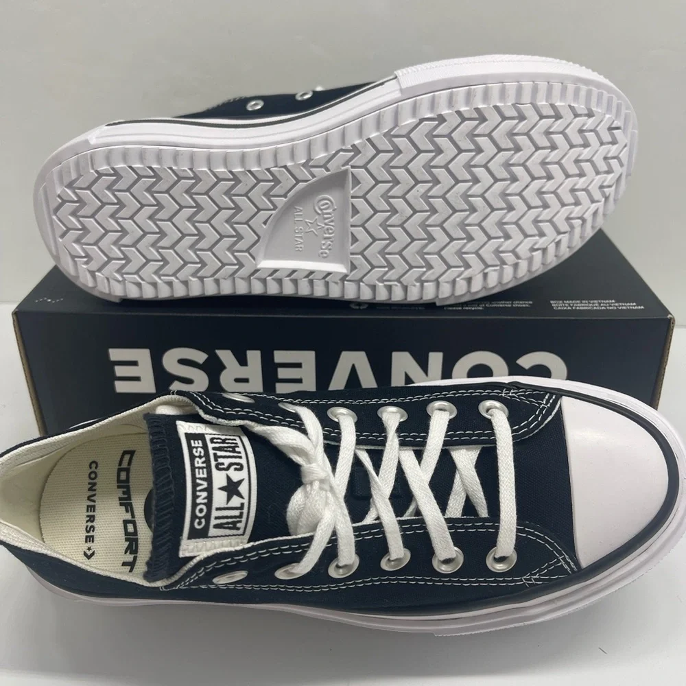Converse WMNS Chuck Taylor All Star Lift Double Stack Platform Canvas Sneakers